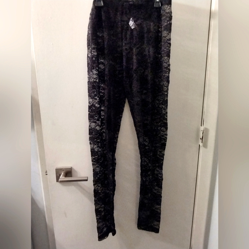 Delias lace goth leggings from dolls kill